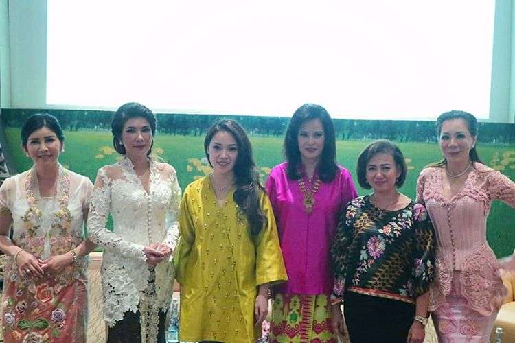 Hari Kartini : Event High Tea With High-End Magazine